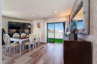 Apartamento T3 para Venda em Loule (São Clemente)