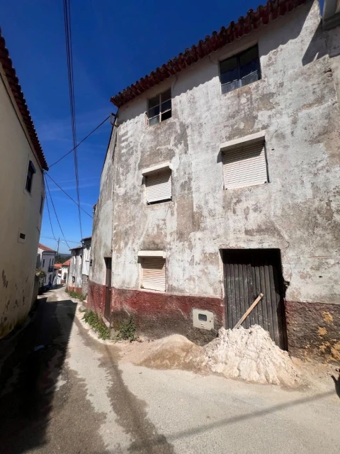 Moradia T2 para Venda em Miranda do Corvo
