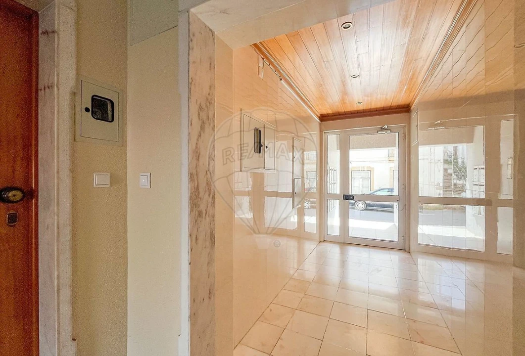 Apartamento T3 para Venda em Arganil Foto 2
