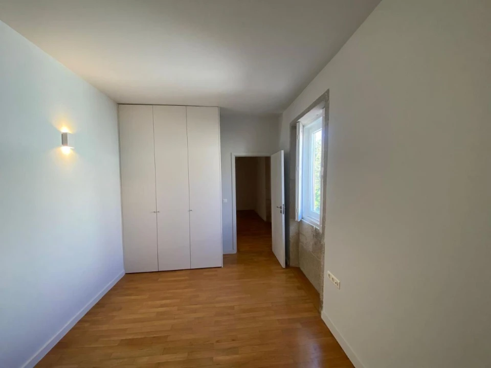 Apartamento T2 para Arrendamento em Aldoar, Foz do Douro e Nevogilde Foto 11