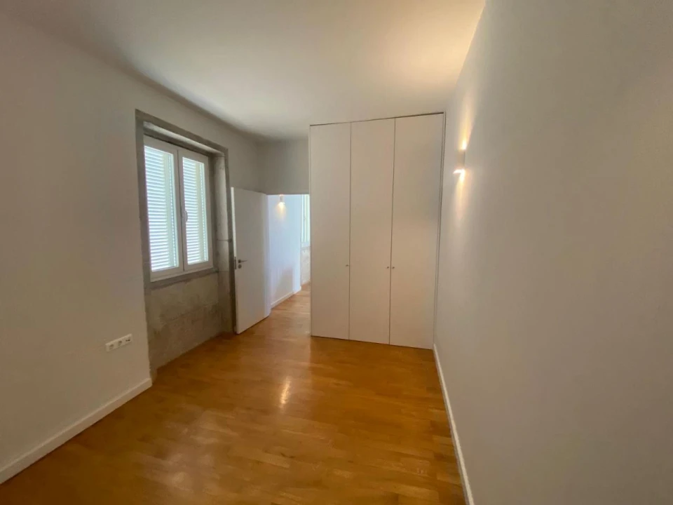 Apartamento T2 para Arrendamento em Aldoar, Foz do Douro e Nevogilde Foto 12