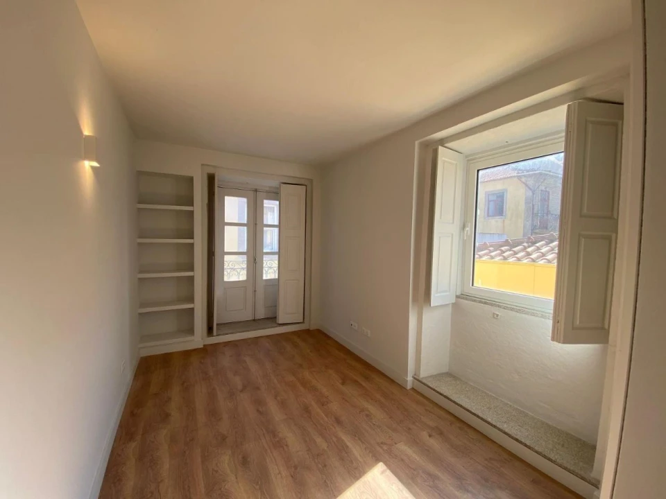 Apartamento T4 para Arrendamento em Aldoar, Foz do Douro e Nevogilde Foto 16
