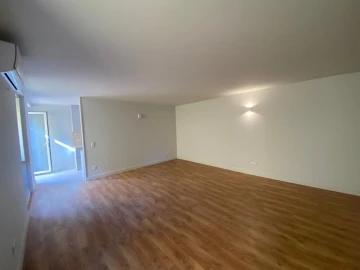 Apartamento T4 para Arrendamento em Aldoar, Foz do Douro e Nevogilde