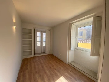 Apartamento T4 para Arrendamento em Aldoar, Foz do Douro e Nevogilde