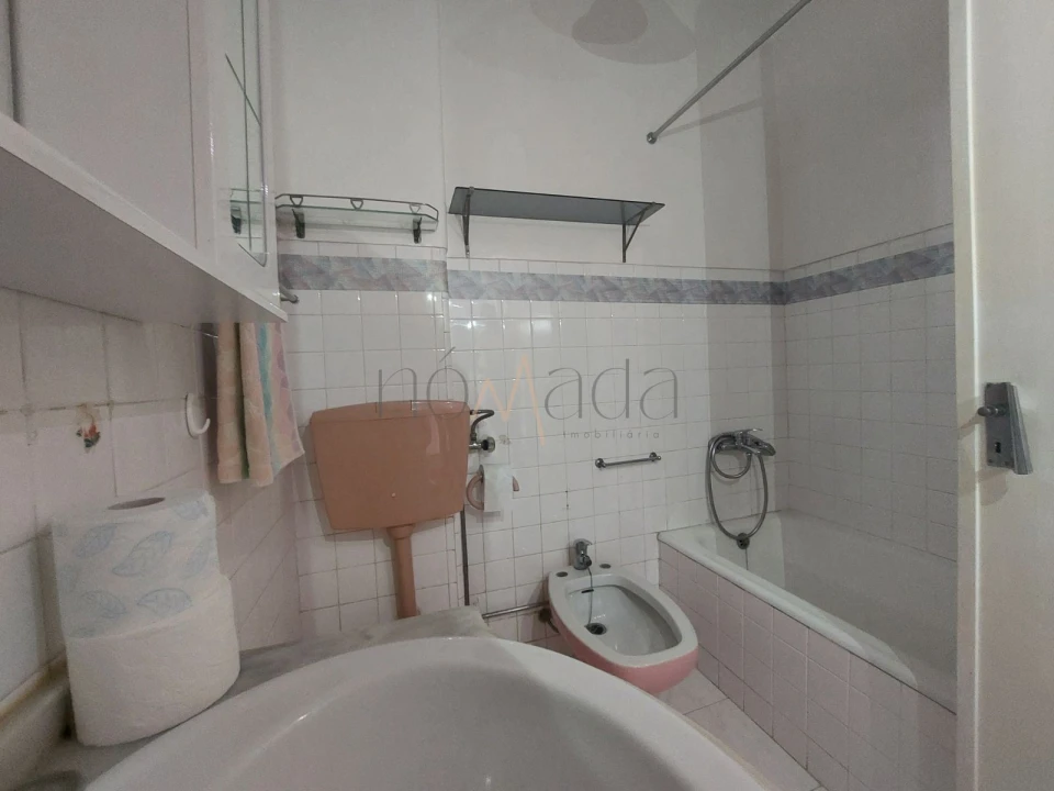 Apartamento T2 para Venda em Oeiras e São Julião da Barra, Paço de Arcos e Caxias Foto 16