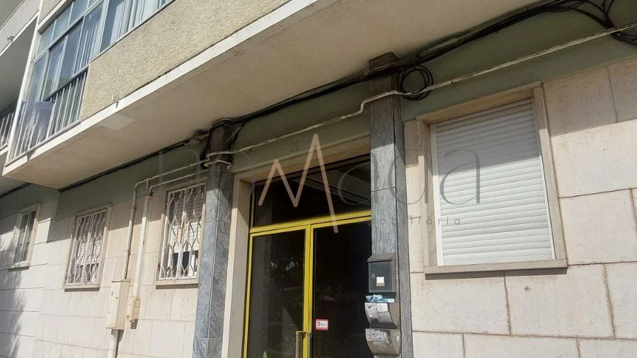 Apartamento T2 para Venda em Oeiras e São Julião da Barra, Paço de Arcos e Caxias