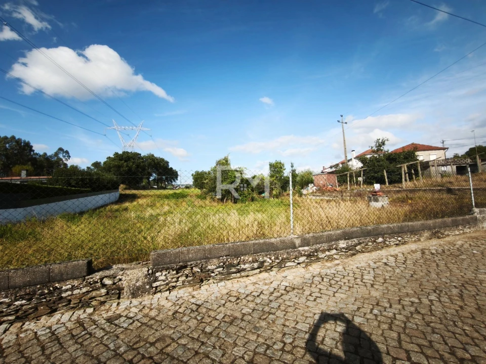 Terreno para Venda em Recarei Foto 2