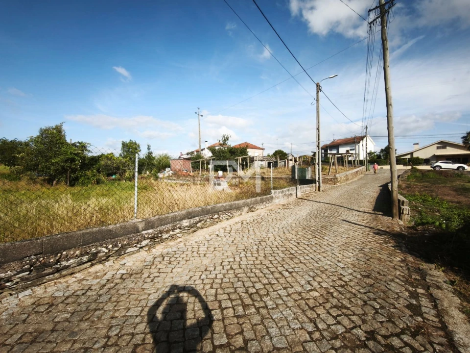 Terreno para Venda em Recarei Foto 3