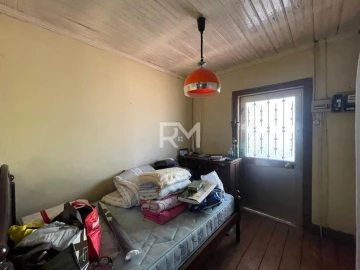 Moradia T2 para Venda em Recarei