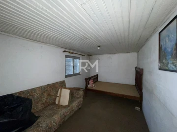 Moradia T2 para Venda em Recarei