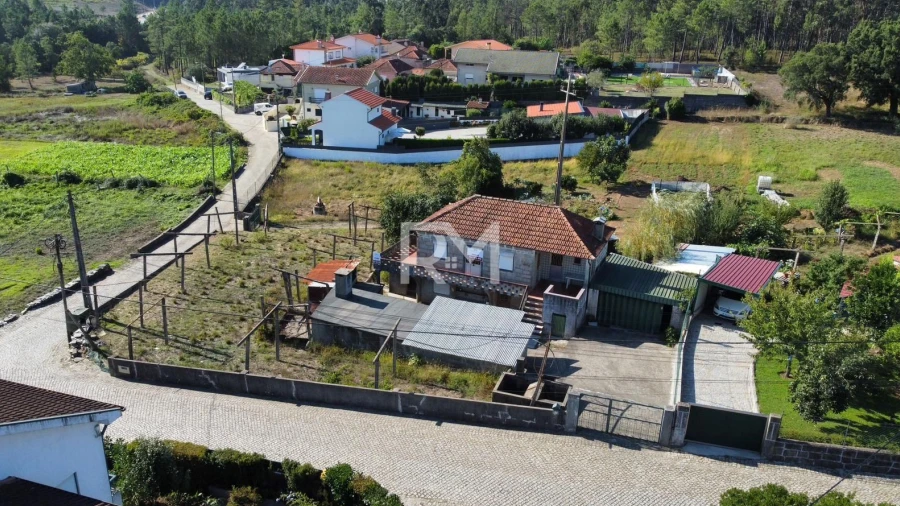 Moradia T2 para Venda em Recarei
