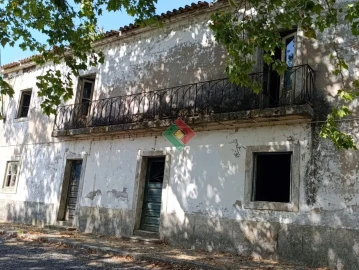 Moradia T12 para Venda em Santa Maria de Marvão