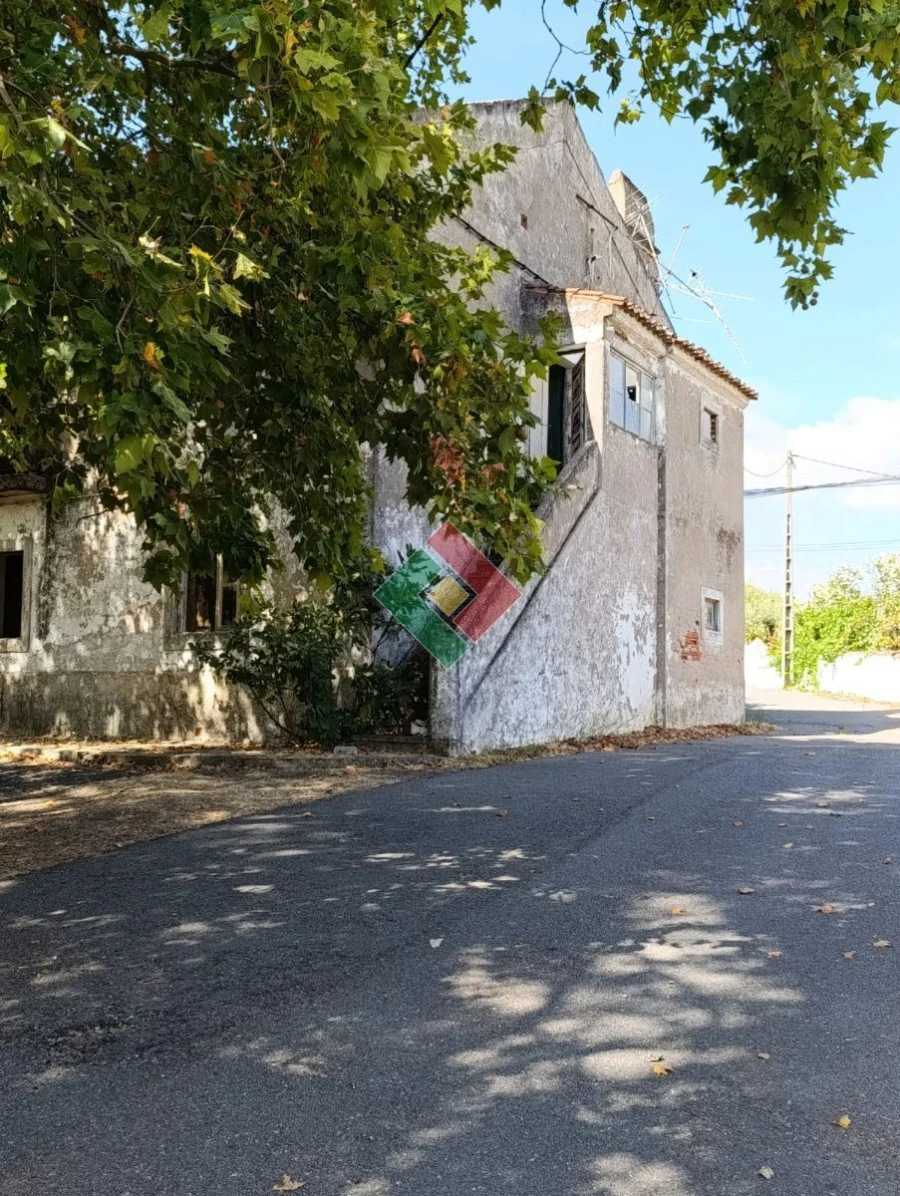 Moradia T12 para Venda em Santa Maria de Marvão Foto 7