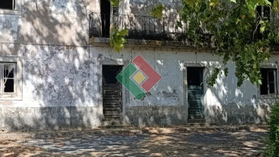Moradia T12 para Venda em Santa Maria de Marvão