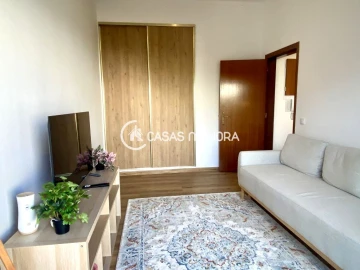 Apartamento T1 para Arrendamento em Almada, Cova da Piedade, Pragal e Cacilhas