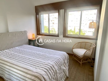 Apartamento T1 para Arrendamento em Almada, Cova da Piedade, Pragal e Cacilhas