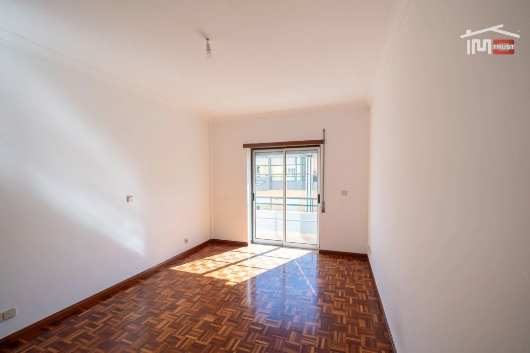 Apartamento T3 para Arrendamento em Fatima Foto 7