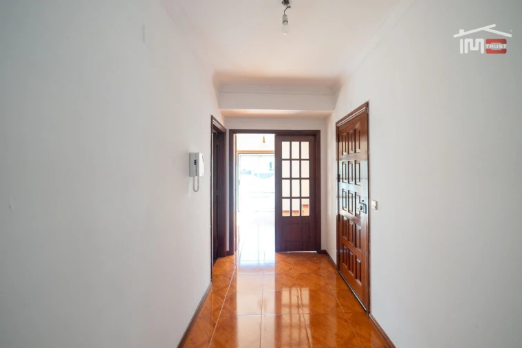 Apartamento T3 para Arrendamento em Fatima Foto 5