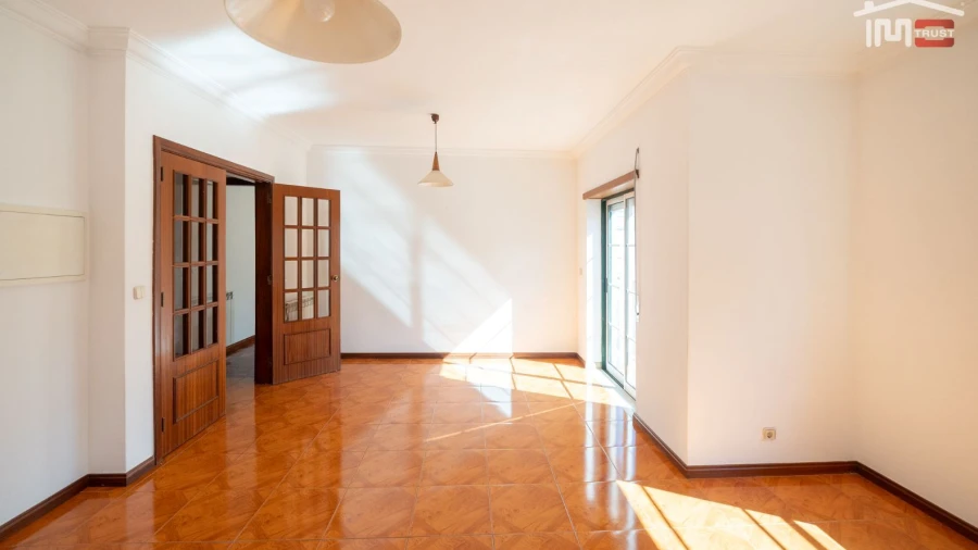 Apartamento T3 para Arrendamento em Fatima