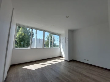 Apartamento T3 para Arrendamento em Seixal, Arrentela e Aldeia de Paio Pires