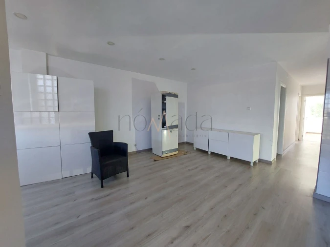 Apartamento T3 para Arrendamento em Seixal, Arrentela e Aldeia de Paio Pires Foto 17