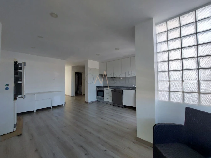 Apartamento T3 para Arrendamento em Seixal, Arrentela e Aldeia de Paio Pires Foto 20