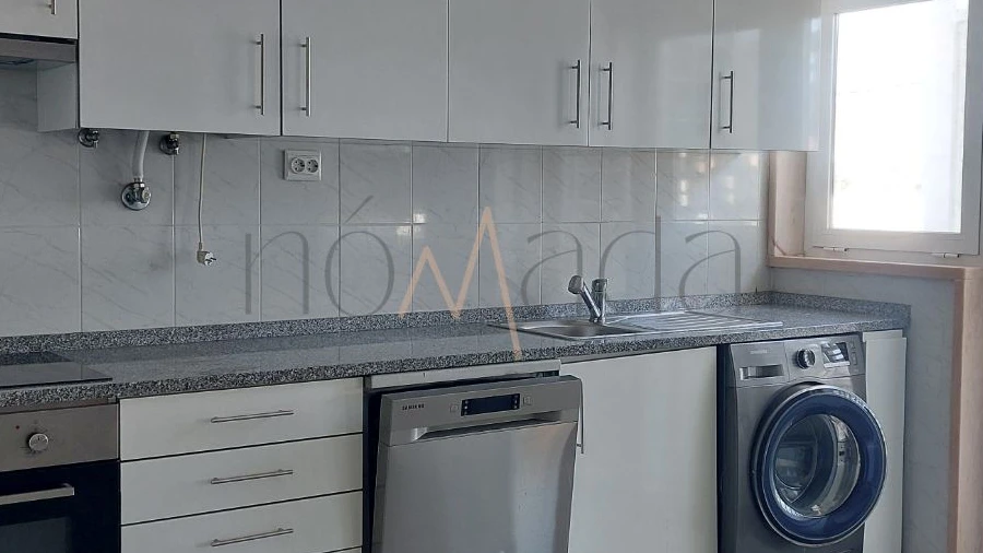 Apartamento T3 para Arrendamento em Seixal, Arrentela e Aldeia de Paio Pires