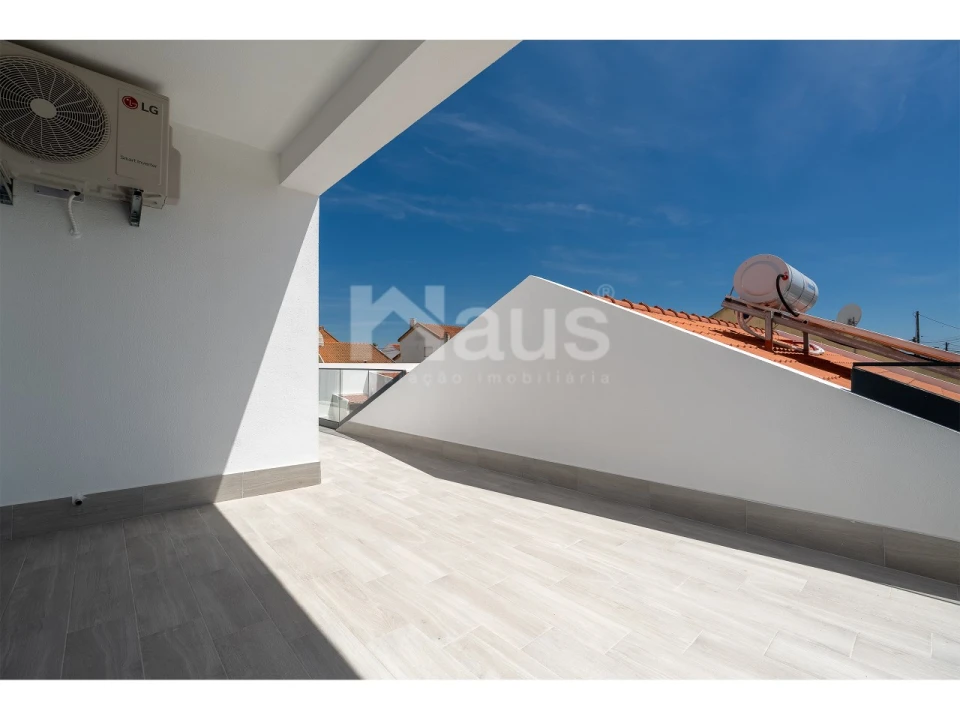 Moradia T5 para Venda em Atalaia e Alto Estanqueiro-Jardia Foto 26