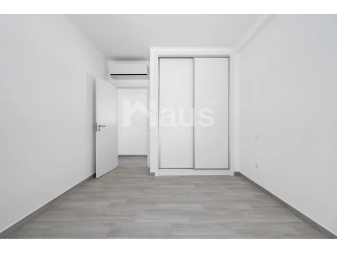 Moradia T5 para Venda em Atalaia e Alto Estanqueiro-Jardia Foto 10