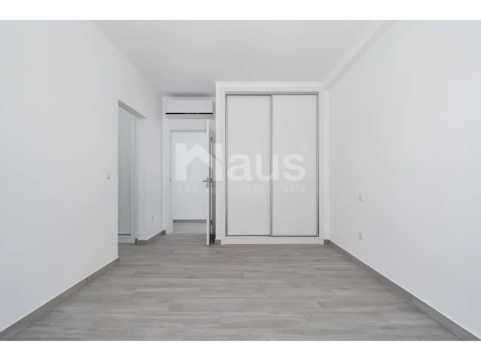Moradia T5 para Venda em Atalaia e Alto Estanqueiro-Jardia Foto 20