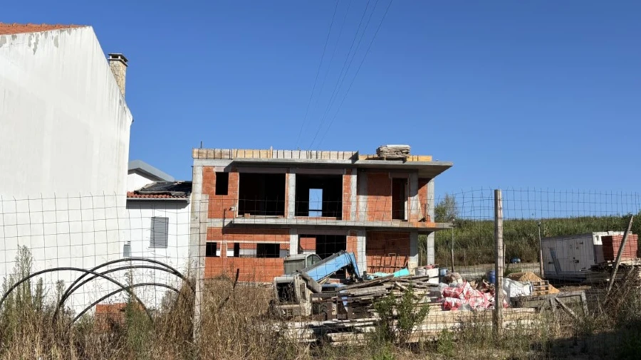 Terreno para Venda em Lourinhã e Atalaia