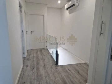 Moradia T3 para Venda em Aguas Santas