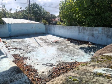 Moradia T3 para Venda em Rio de Loba