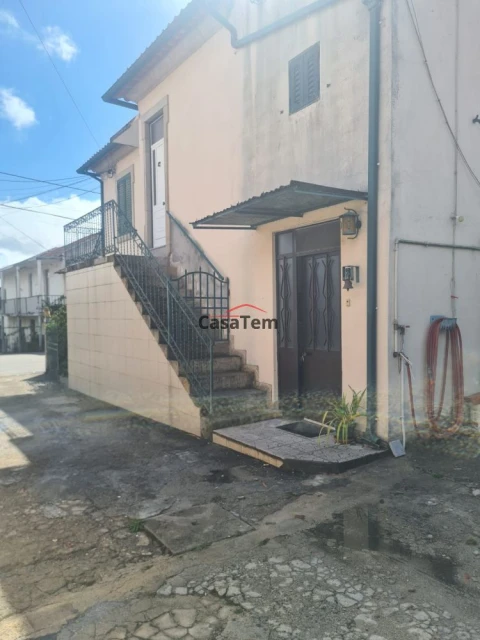 Moradia T3 para Venda em Rio de Loba