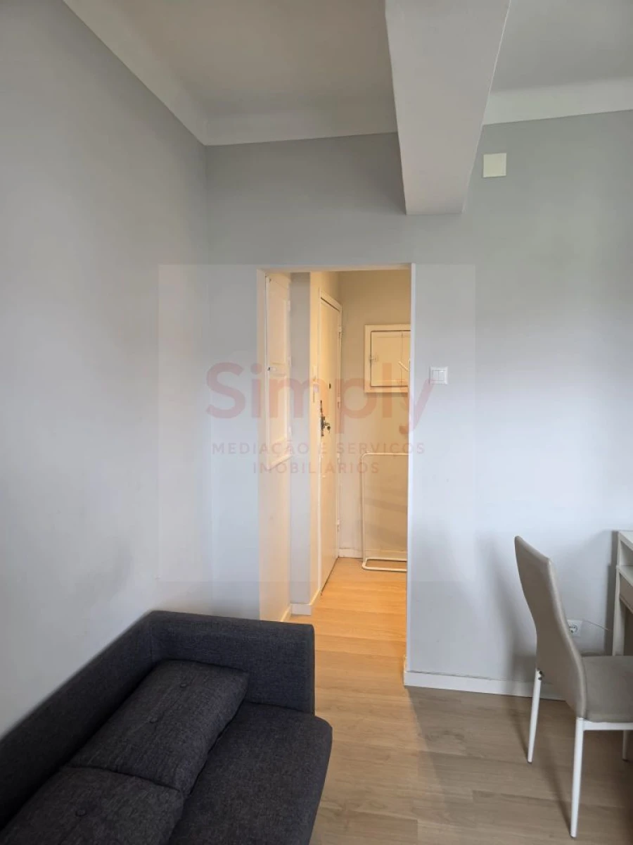 Apartamento T1 para Venda em Ajuda Foto 8