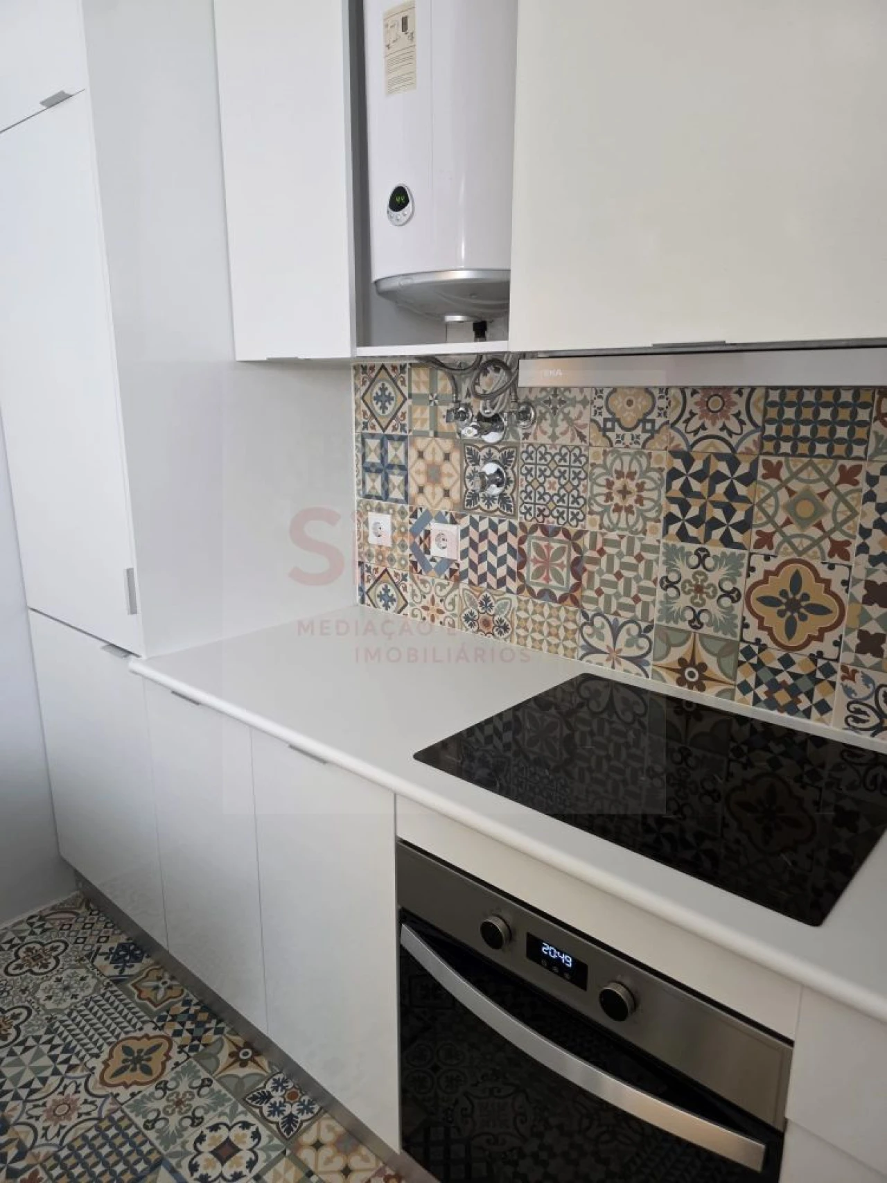 Apartamento T1 para Venda em Ajuda Foto 5