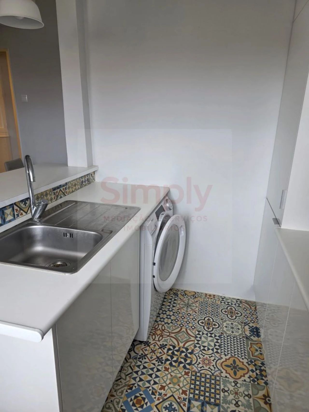 Apartamento T1 para Venda em Ajuda Foto 6