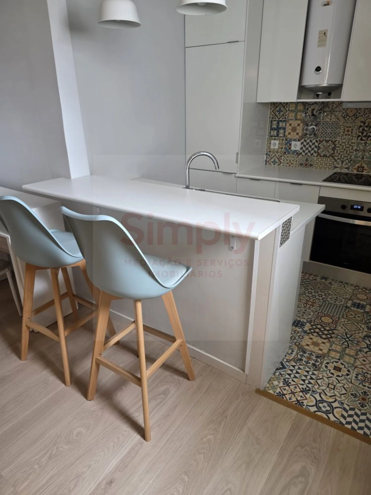 Apartamento T1 para Venda em Ajuda Foto 3