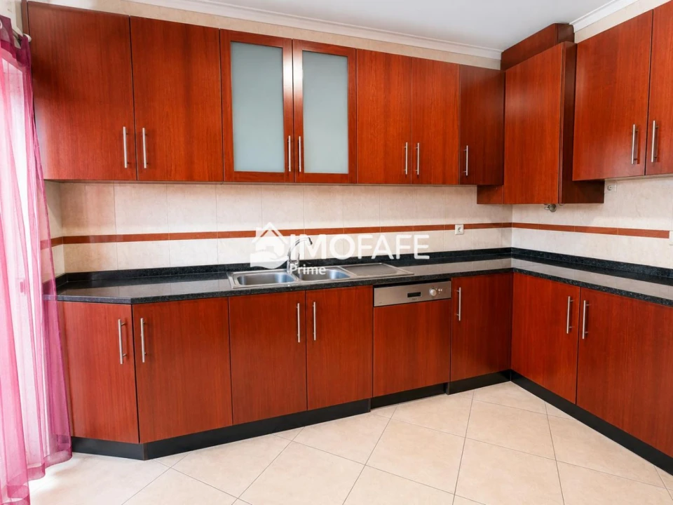 Moradia T3 para Venda em Fafe Foto 4