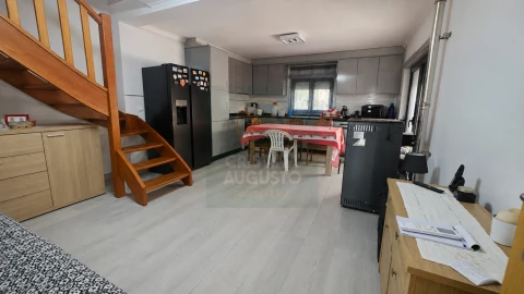 Moradia T4 para Venda em Idanha-A-Nova e Alcafozes