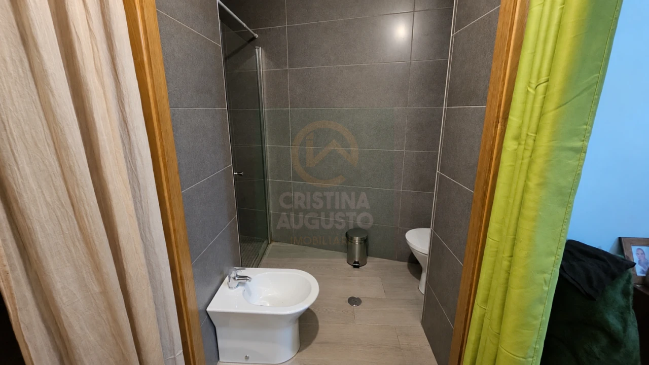 Moradia T4 para Venda em Idanha-A-Nova e Alcafozes Foto 10