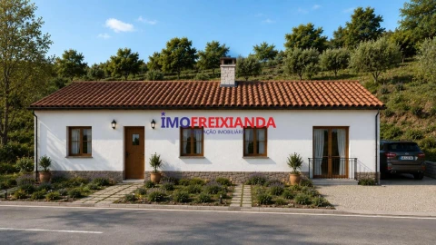 Moradia T2 para Venda em Freixianda, Ribeira do Fárrio e Formigais