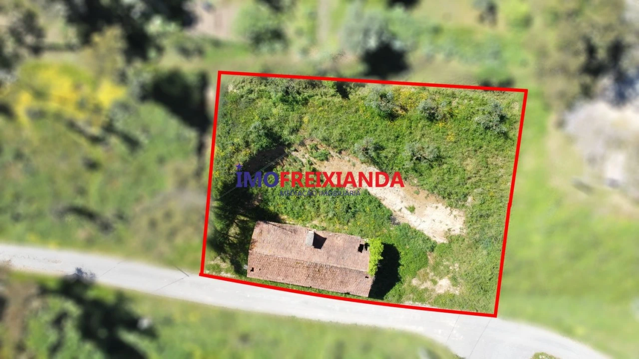 Moradia T2 para Venda em Freixianda, Ribeira do Fárrio e Formigais Foto 9
