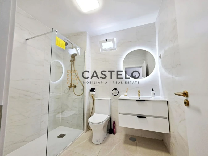 Apartamento T3 para Venda em Quelfes Foto 20