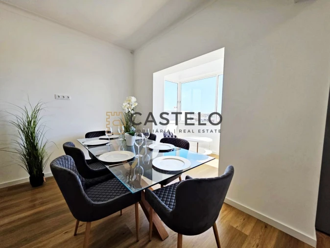 Apartamento T3 para Venda em Quelfes Foto 19
