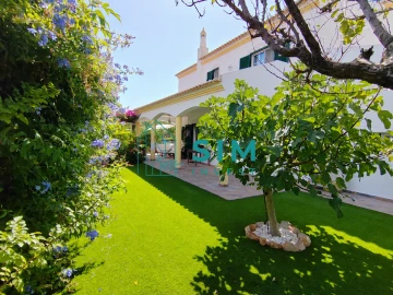 Moradia T3 para Venda em Castro Marim