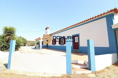 Quinta T3 para Venda em Terrugem e Vila Boim