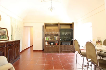 Quinta T3 para Venda em Terrugem e Vila Boim