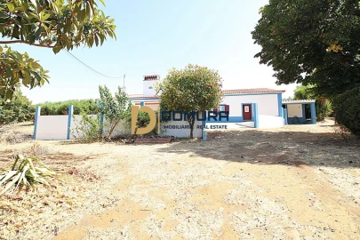 Quinta T3 para Venda em Terrugem e Vila Boim