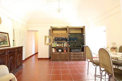 Quinta T3 para Venda em Terrugem e Vila Boim